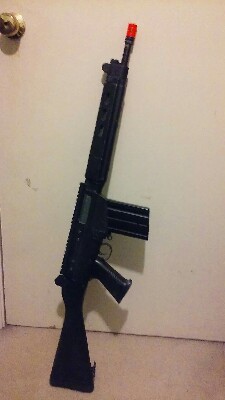 SOLD Upgraded Fal + 2 hi caps and 1 mid cap | HopUp Airsoft