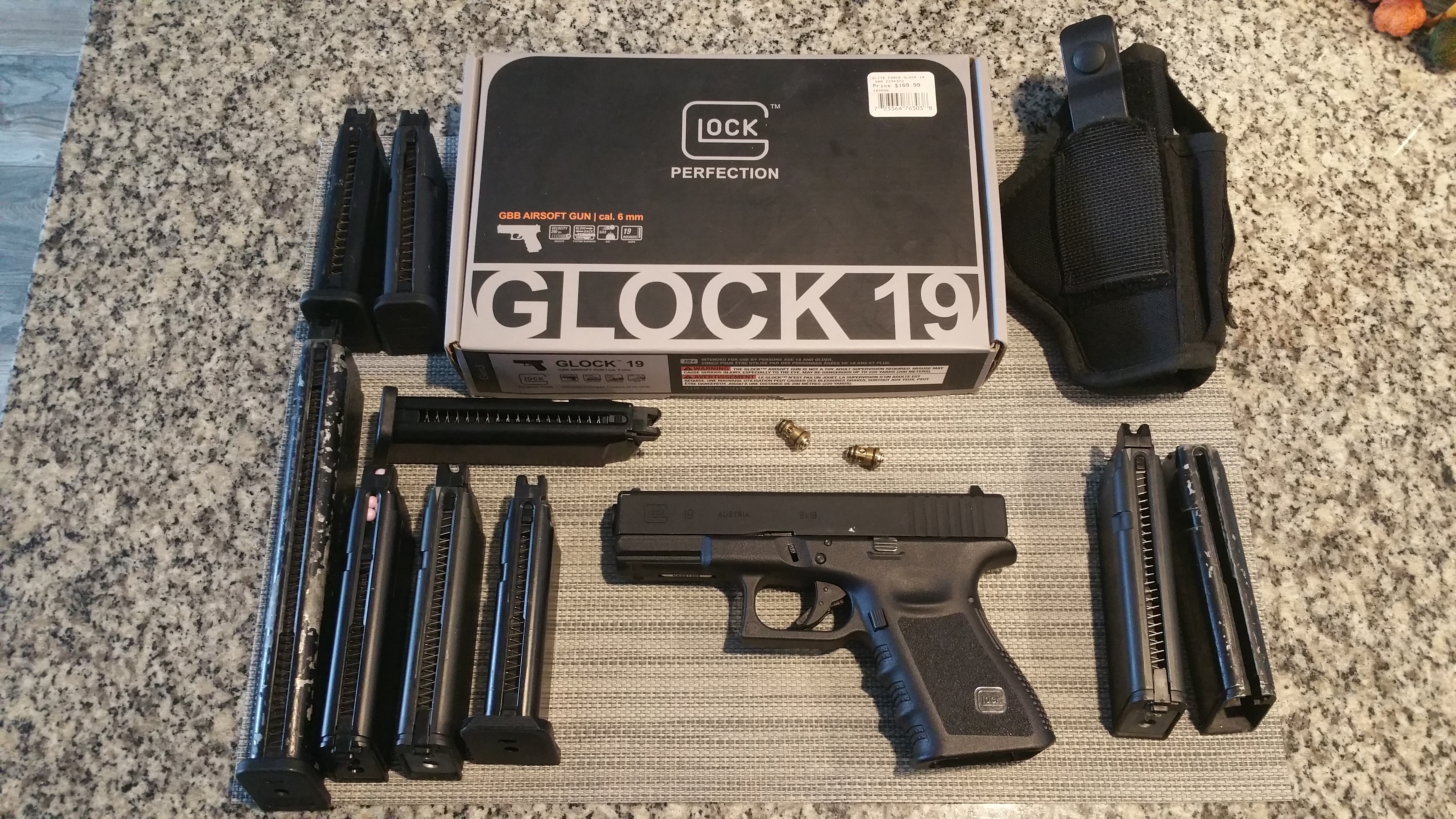 GLOCK G18C Gen3 GBB Airsoft Pistol, Extended Mag