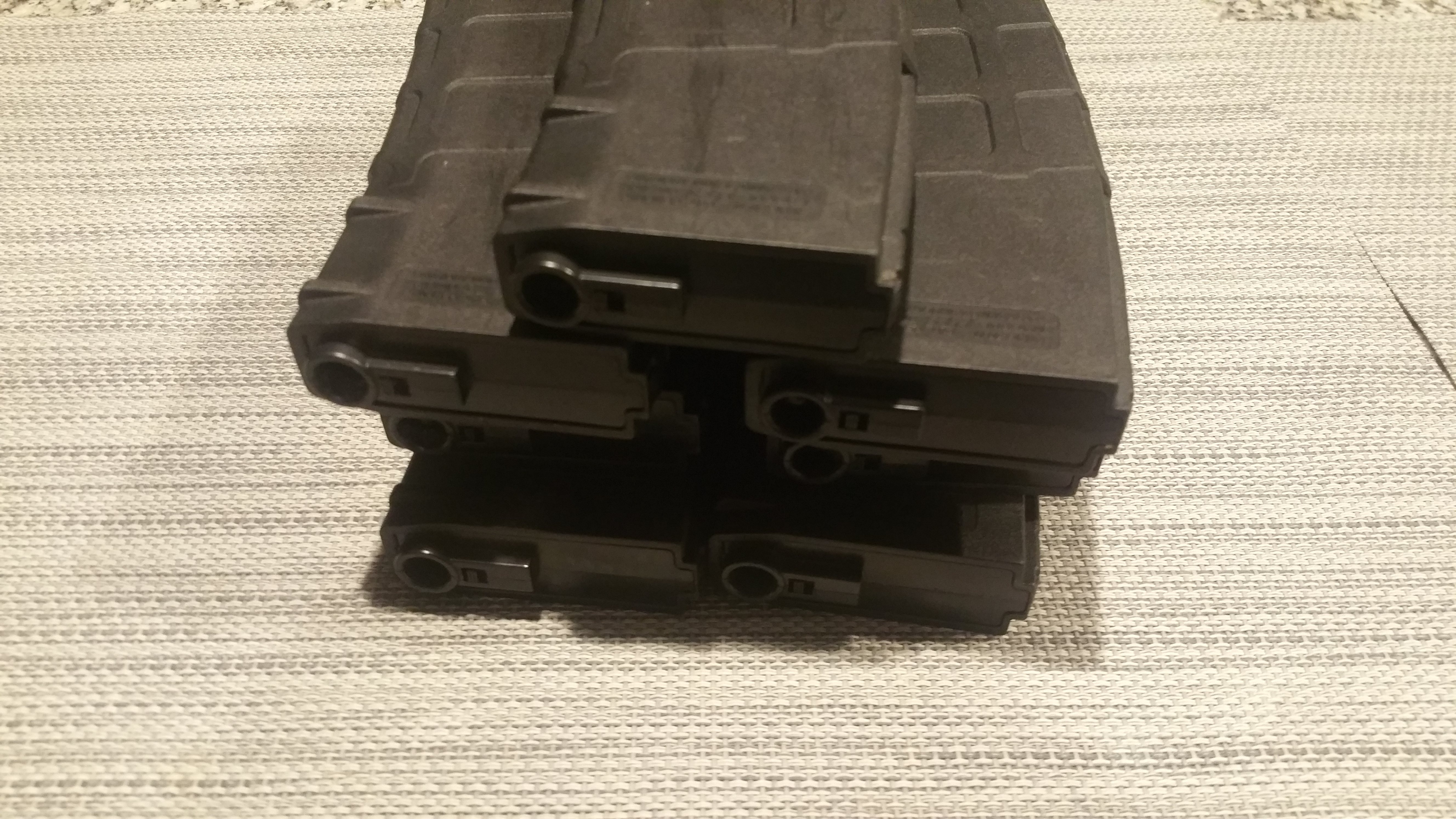感謝価格】 専用 廃盤レアカラー MAGPUL 米軍 マグプル PMAG キャップ 