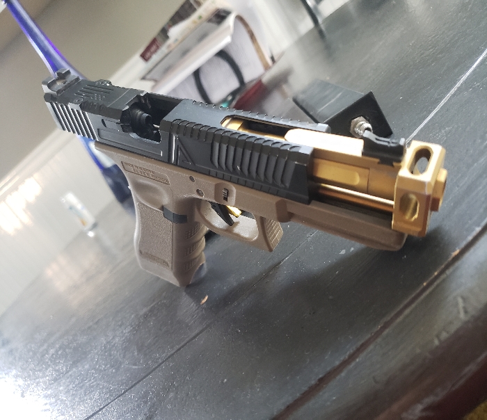 SOLD Tm G17 with agency arms slide X6 mags | HopUp Airsoft