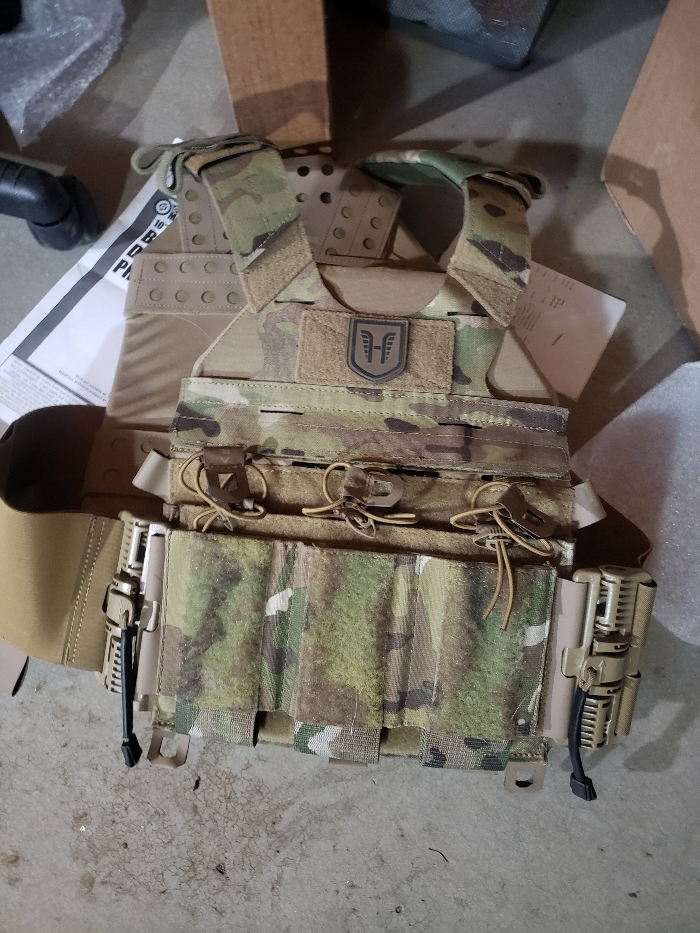 SOLD Husar Multicam Plateframe-ish plate carrier | HopUp Airsoft
