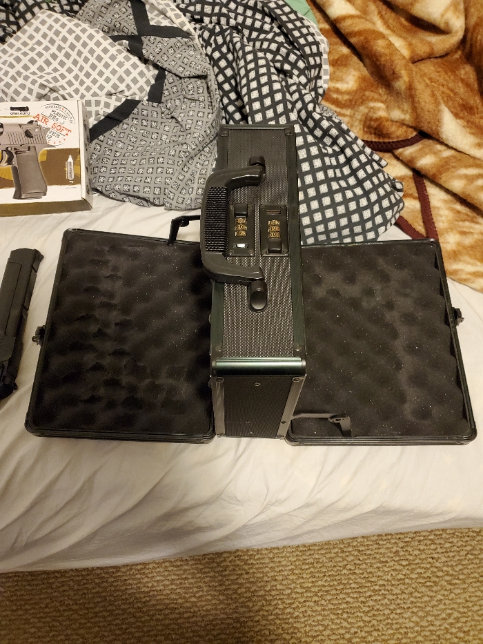 SOLD KWC desert eagle with case | HopUp Airsoft