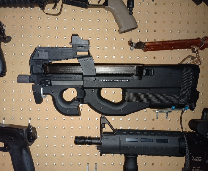 SOLD WE P90 GBB | HopUp Airsoft