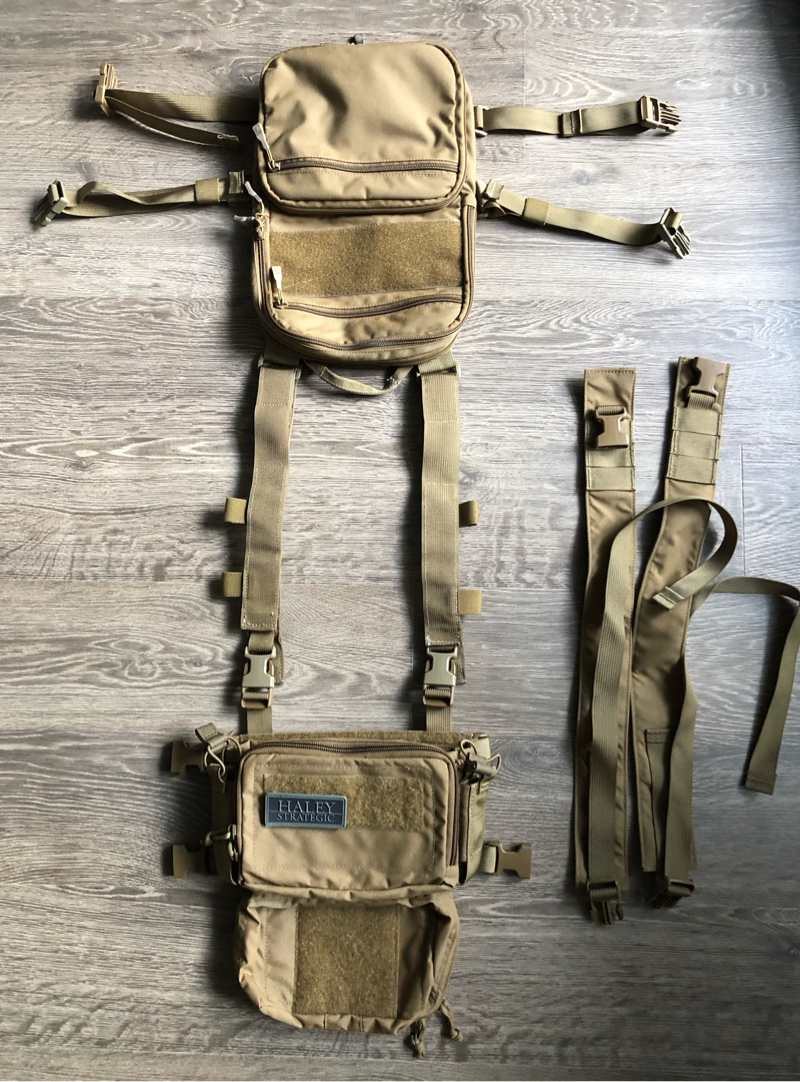 SOLD Haley Strategic D3CRM Chest Rig & Flatpack in Coyote | HopUp