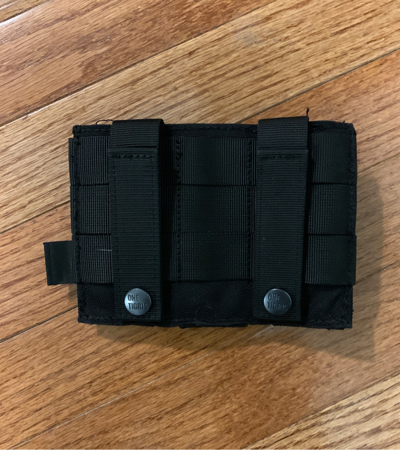 SOLD One Tigris Triple Pistol Molle Pouch HopUp Airsoft