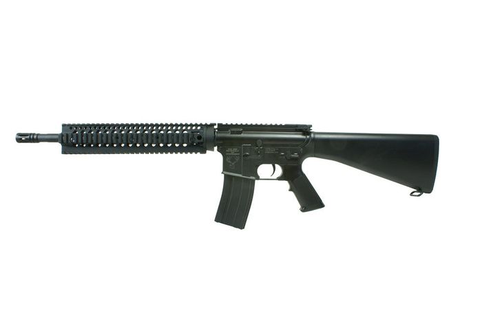 Madbull Daniel Defense Omega M4 Rail System for Airsoft AEG s