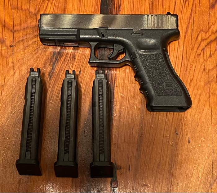 SOLD Tokyo Marui Gen3 G17 Glock Gas Blowback With 3 Mags And Pdi Tbb