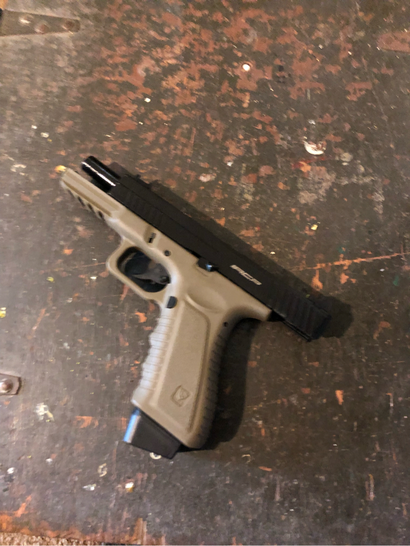 sold-aps-acp-co2-pistol-hopup-airsoft