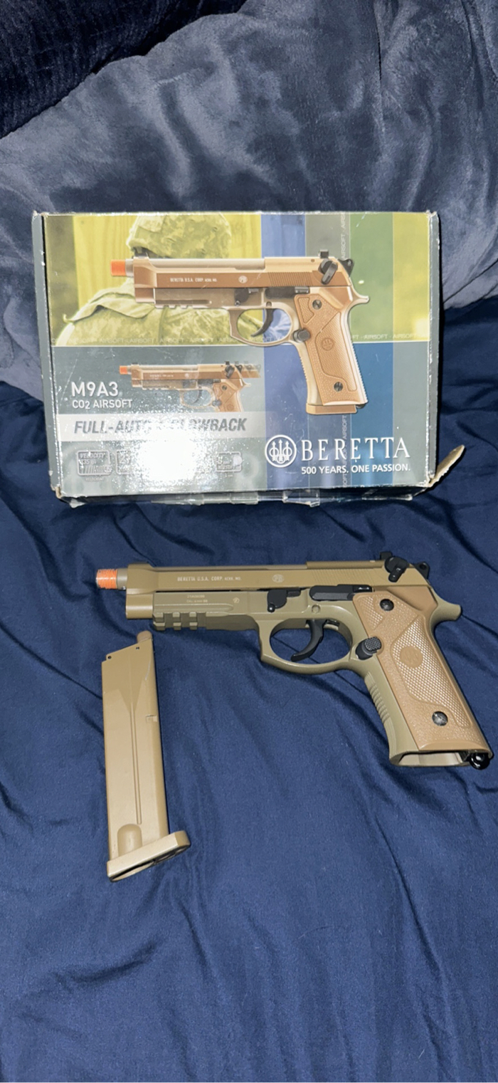 UMAREX BERETTA M9 GREEN GAS BLOW-BACK FULL METAL