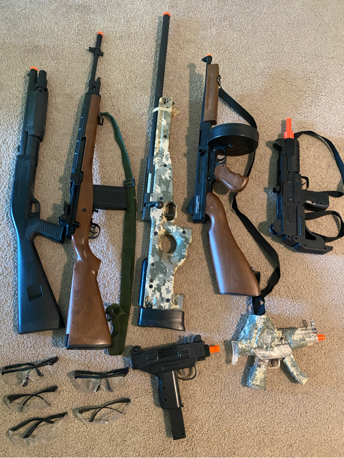 BBTac Airsoft Gun Package - Dark Ops - Collection of Guns