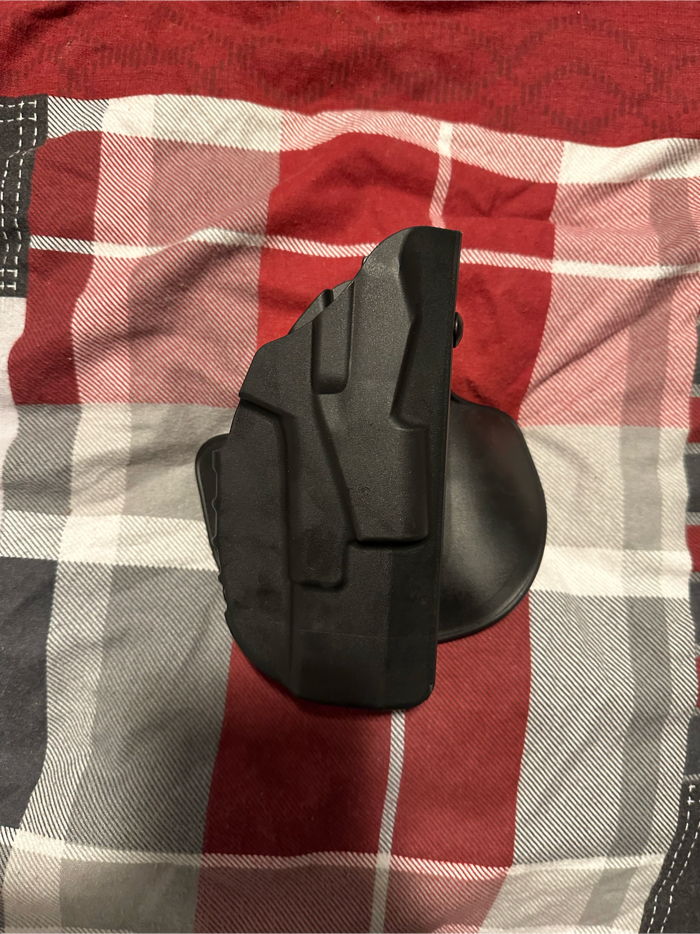 Safariland holster left hand