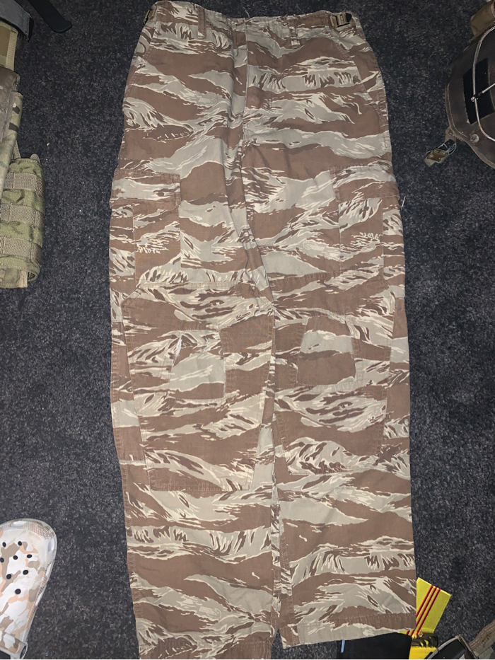 DESERT TIGER STRIPE BDU PANTS CRYE MODDED. WORN BY AN ACTUAL CIA GRS ...