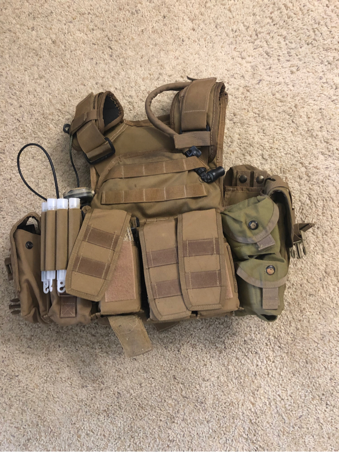SOLD Paraclete plate carrier with SORD pouches | HopUp Airsoft