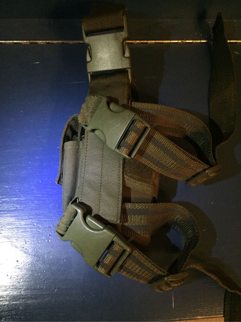 SOLD condor drop leg holster | HopUp Airsoft