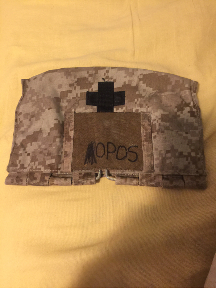 SOLD semapo aor1 blowout med pouch | HopUp Airsoft