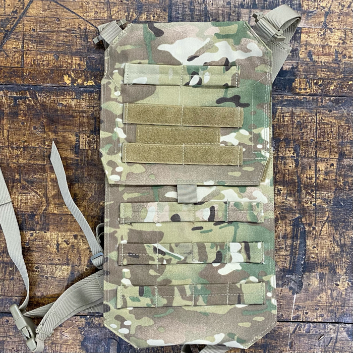 Condor hydration outlet carrier multicam