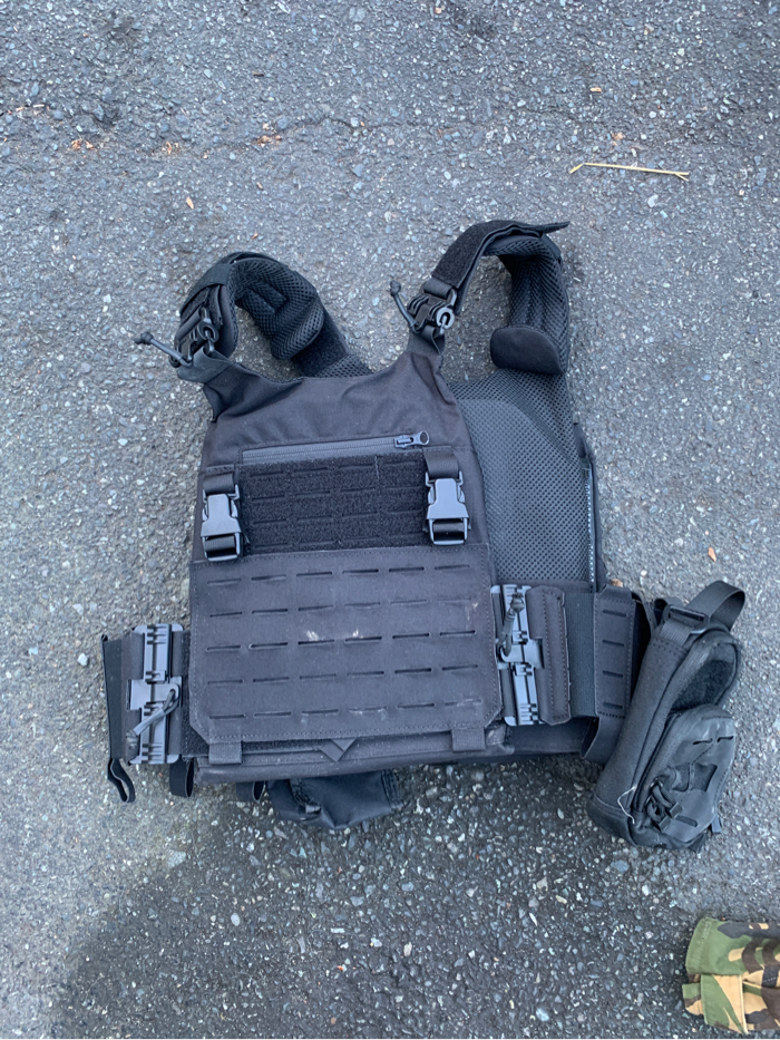 Plate carrier back pouch best sale