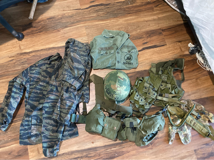 My vietnam kit. Feat. Xm177, BAR Belt, Claymore bag and of course Tiger  Stripe. : r/airsoft