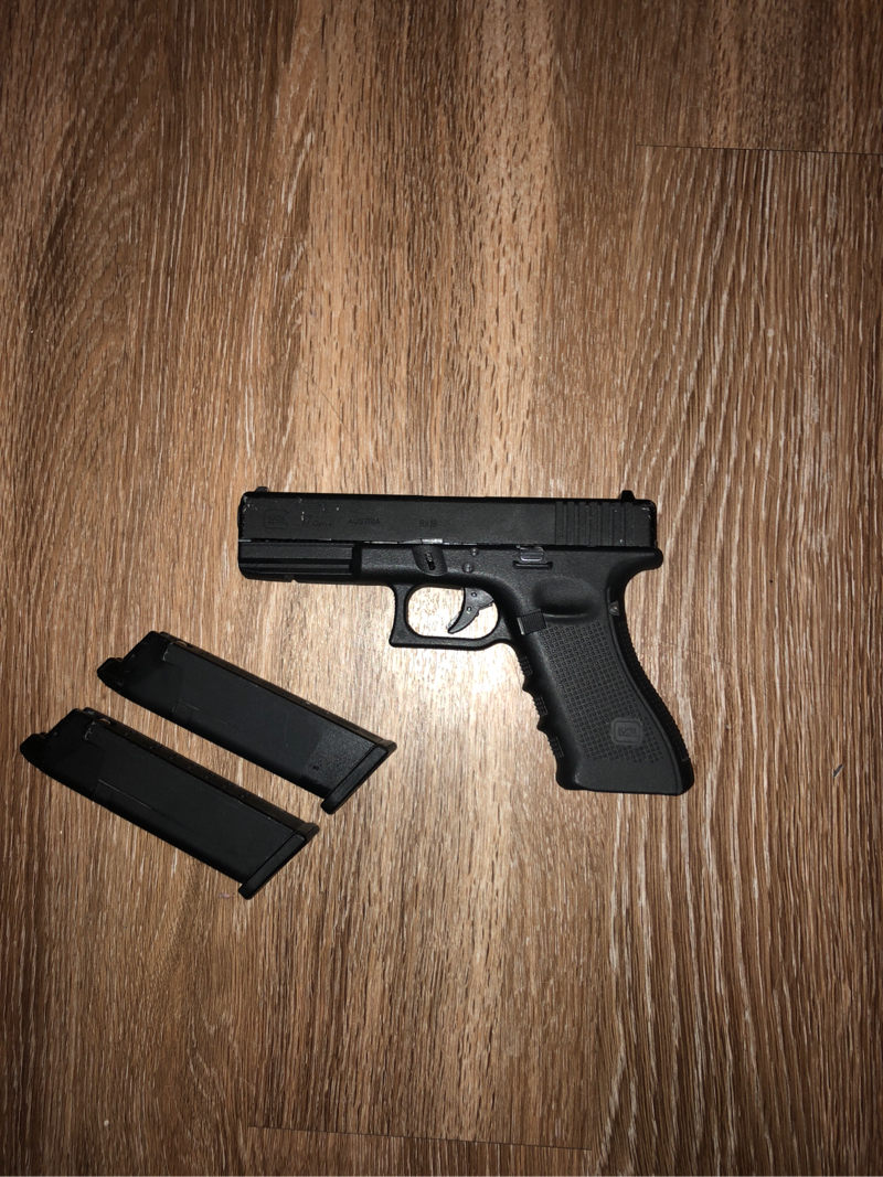 Sold Elite Force Glock Hopup Airsoft