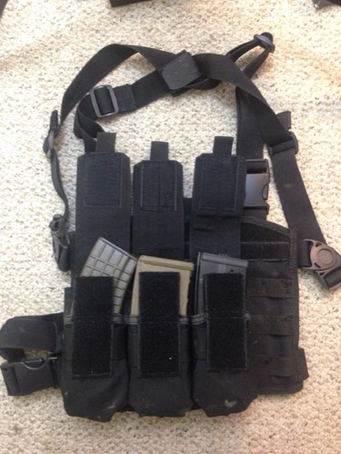 SOLD Condor MR3 Chest Rig with triple mag pouch | HopUp Airsoft
