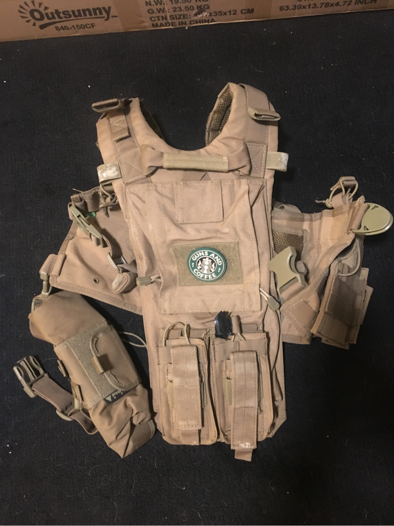 SOLD Condor Chest Rig And Hydro Bladder HopUp Airsoft