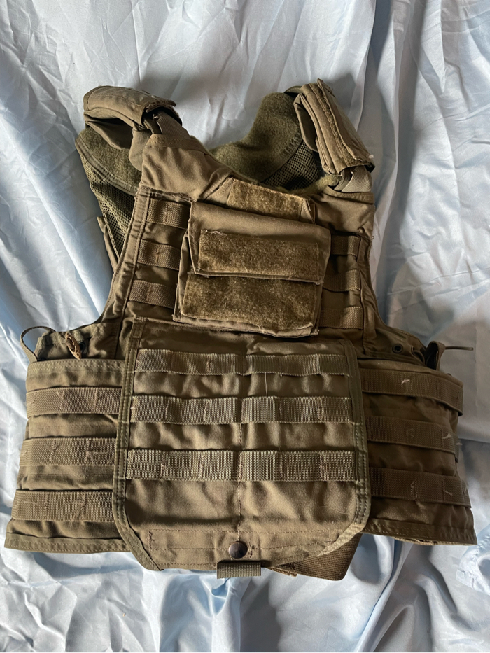 USGI Releasable Body Armor Vest, RBAV, Khaki Venture