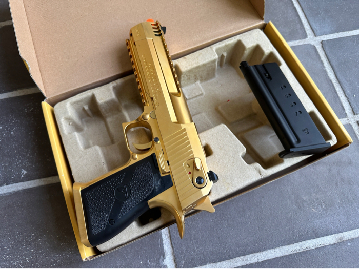 Desert Eagle Licensed L6 .50AE Full Metal Gas Blowback Airsoft Pistol by  Cybergun w/ Custom Cerakote Finish (Color: Gold Trim)