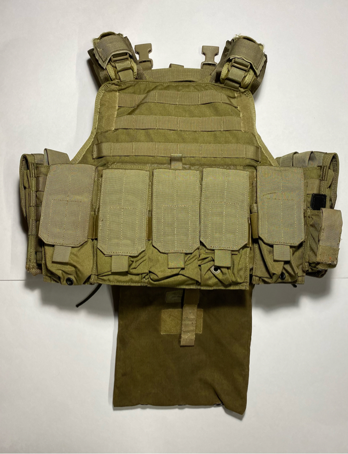 SOLD Eagle Industries khaki mbav with pouches | HopUp Airsoft