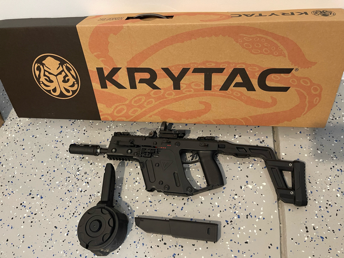 KRYTAC Kriss Vector Airsoft AEG SMG Rifle ( Black )