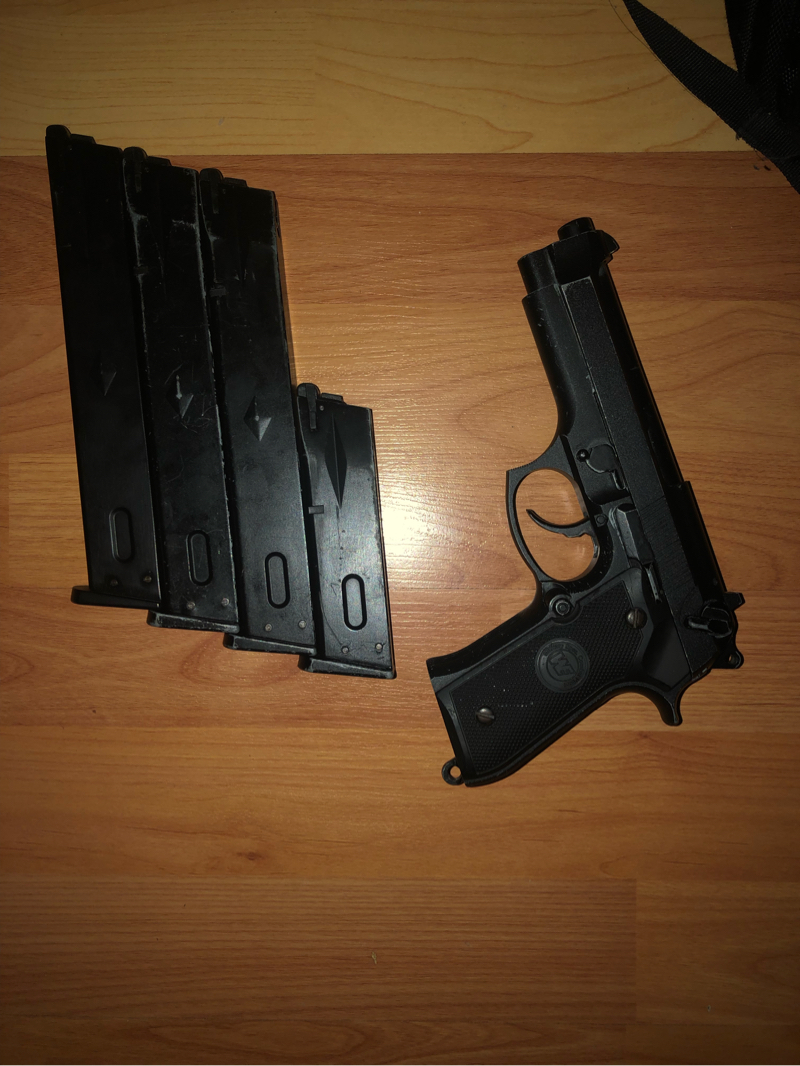 SOLD WE Tech Gas Black M9 With 4 Mags HopUp Airsoft