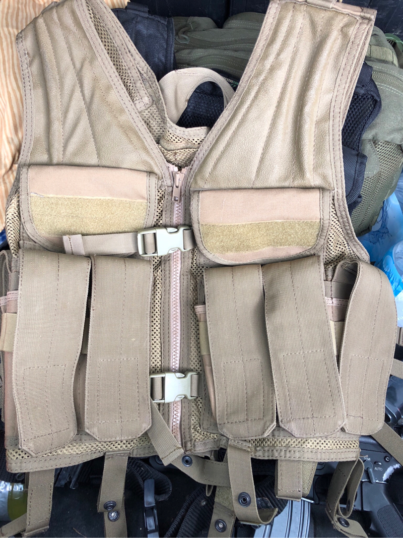 Sold 🇺🇸tactical Vests Blk Tan Hopup Airsoft