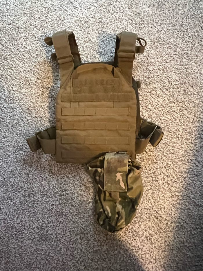 SOLD Tan Plate carrier/Vest | HopUp Airsoft